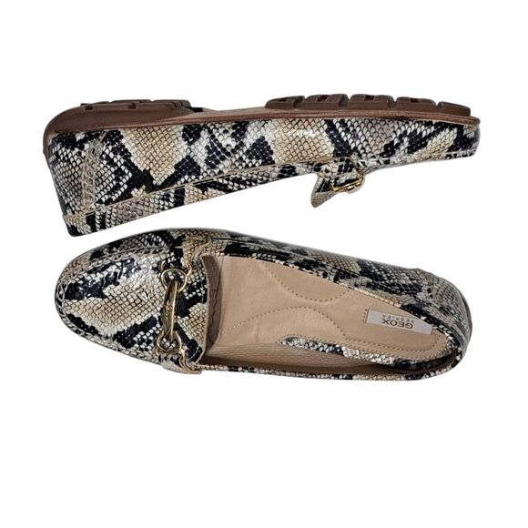 Geox Respira Phython Print Drive Moccasin Loafer Faux Leather Size 37 Biege/Mult - Picture 11 of 16